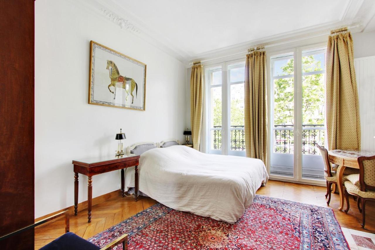 Suite Junior Avec Balcon Et Vue Sur Arc De Triomphe Париж Екстериор снимка